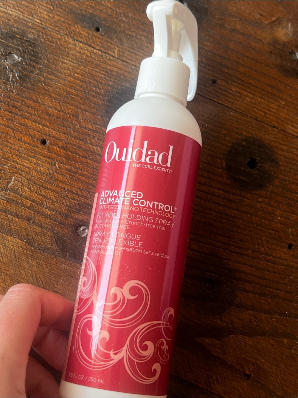 NWT - Ouidad- Advanced Climate Control Flexible Holding Spray